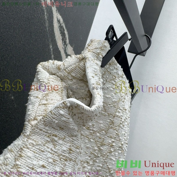   ĿƮ DO212044-20