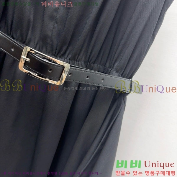   ǽ M4X157122-9