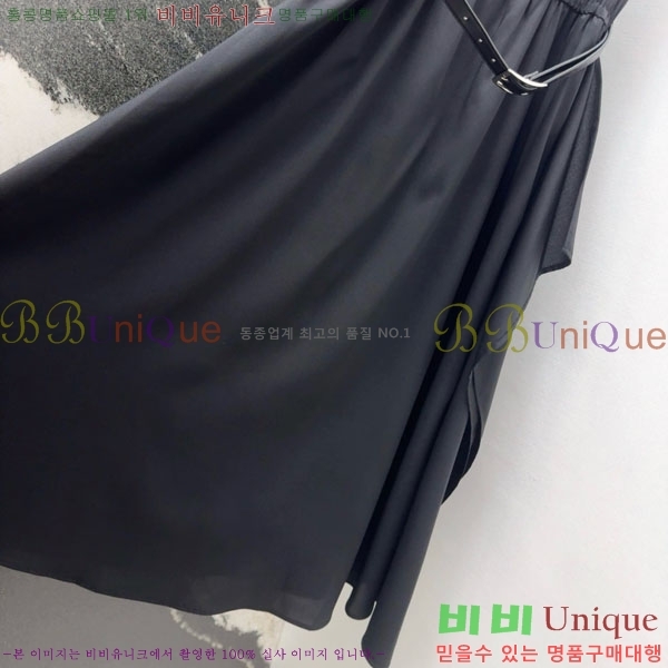   ǽ M4X157122-9
