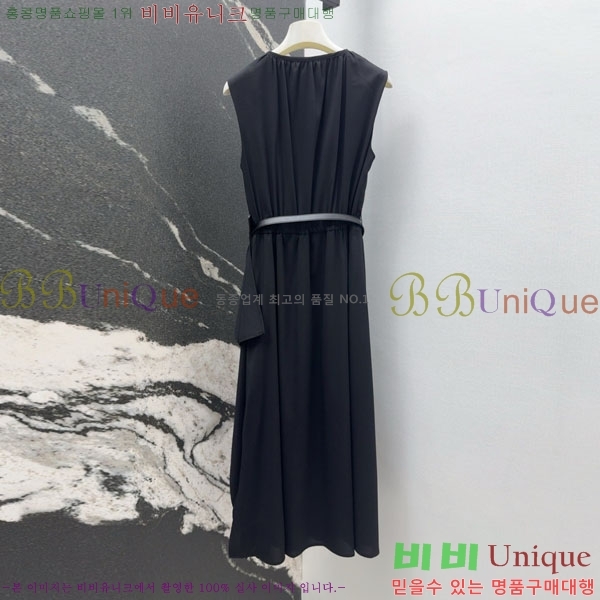   ǽ M4X157122-9