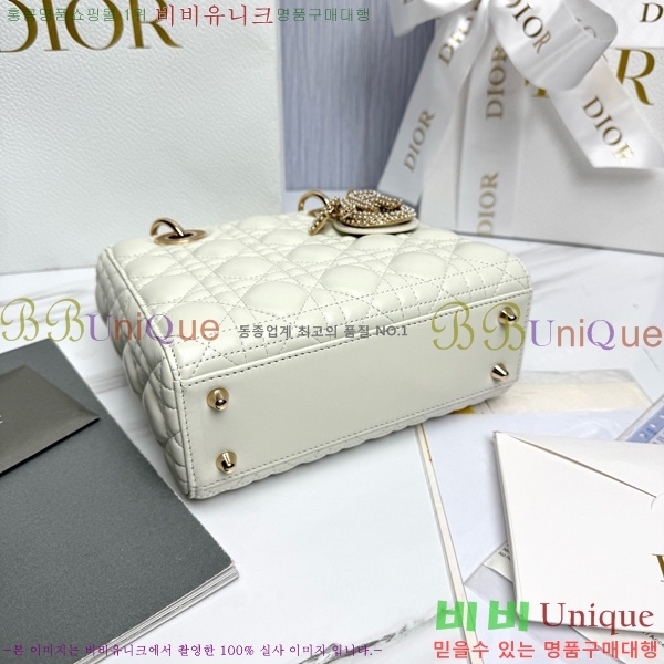 # my abc ̵  M0538-902