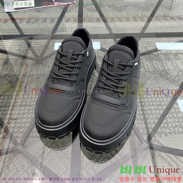   Ŀ LA669096-1