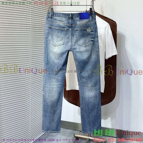   û BU5585797