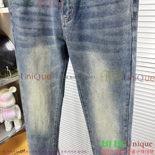   û GU255158