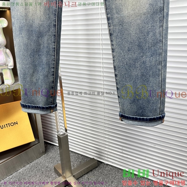   û GU255158