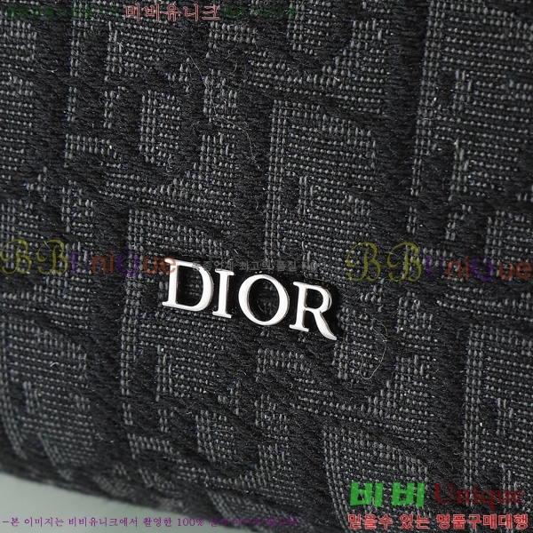 # Ʈ Ŀġ 2ESCA527-101