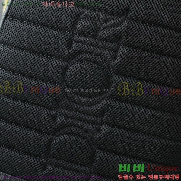 # ̴ 2.0 KAWS   1ESBA199-302