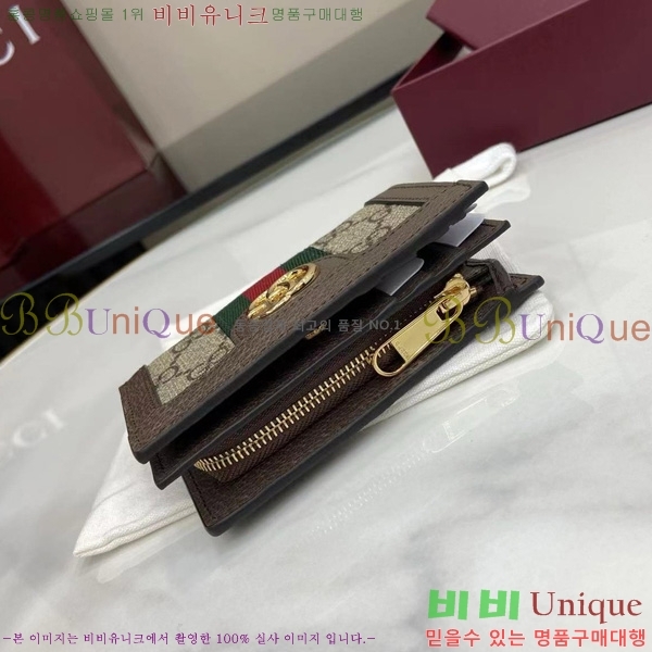 # GG ǵ   813296-102