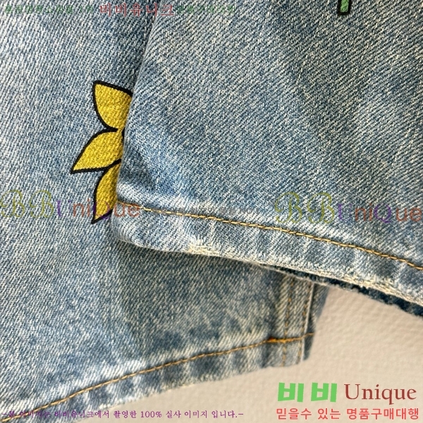  ũ Ʃ   ACN10886-3