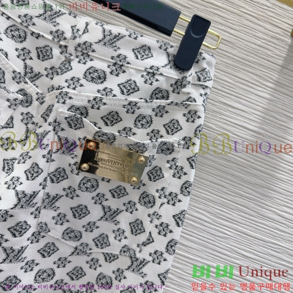  ̺   LV1120776-4