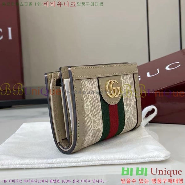 # GG ǵ   813296-101