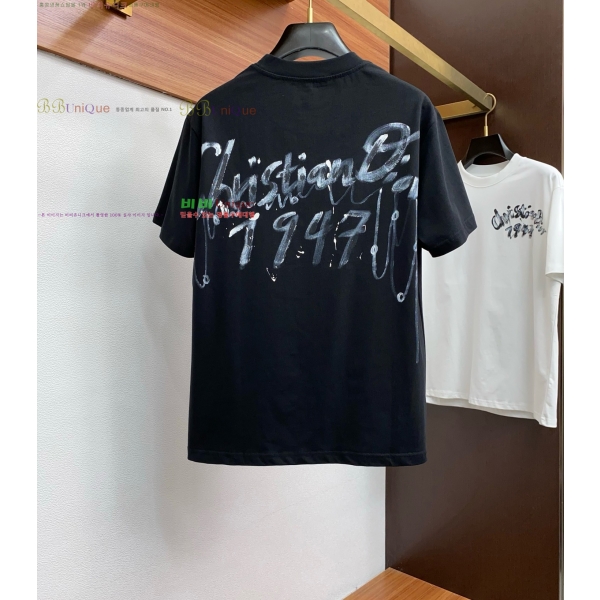    Ƽ D9076378