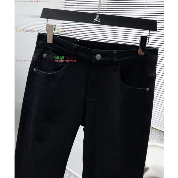  ũ û 12CH2572588-6