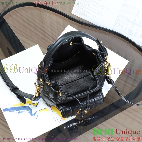 # ī  Ŷ M3372-501
