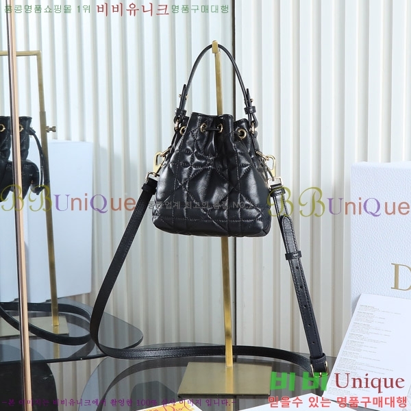 # ī  Ŷ M3372-501