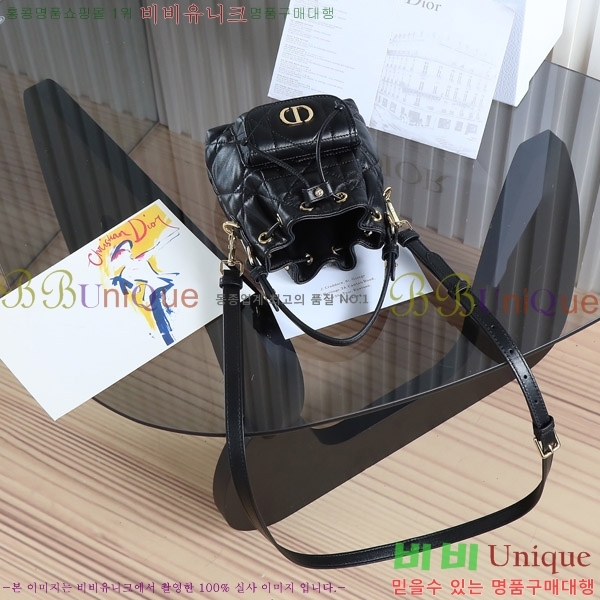 # ī  Ŷ M3372-501