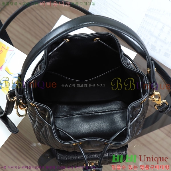 # ī  Ŷ M33722-601
