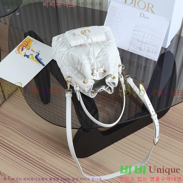 # ī  Ŷ M33722-602