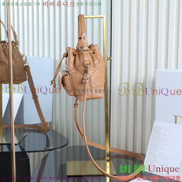 # ī  Ŷ M3372-504