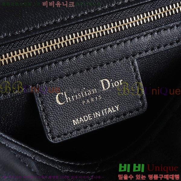 # ̵ īι D922500-2