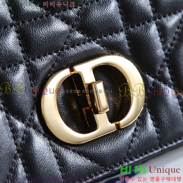 # ̵ īι D922500-2