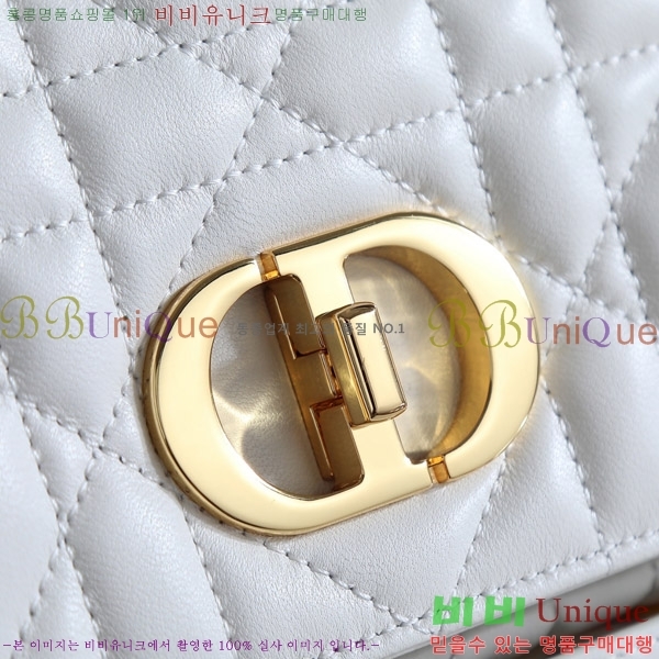 # ̵ īι D922500-3