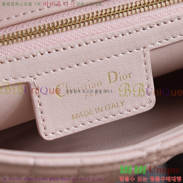 # ̵ īι D922500-5