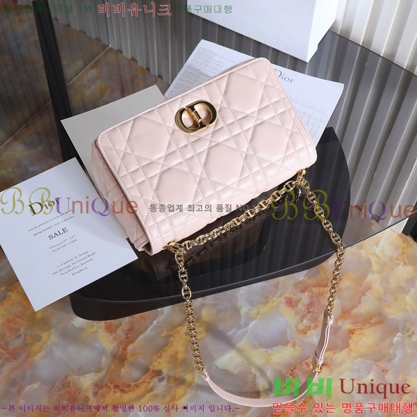 # ̵ īι D922500-5