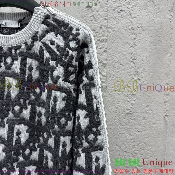    38D25737-1