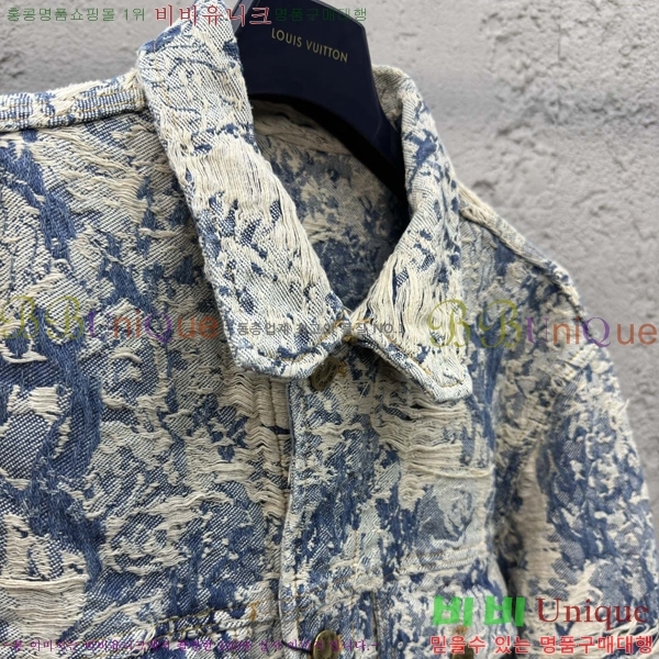  ̺   30LV2562336-3
