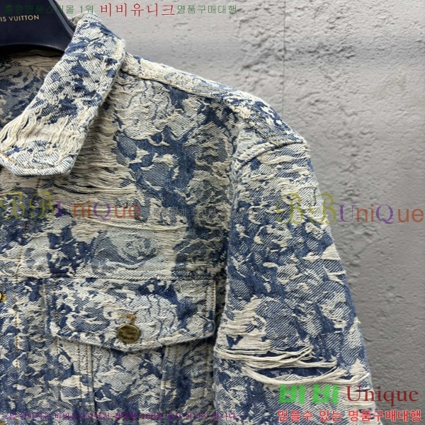  ̺   30LV2562336-3