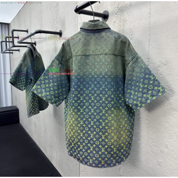  ̺    32L25726-1