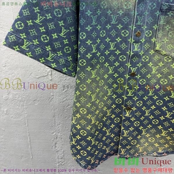  ̺    32L25726-1