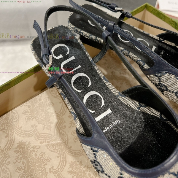   ÷ 34G25792-6