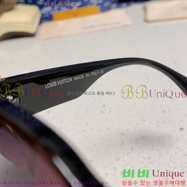 ̺ ۶ L97025-2