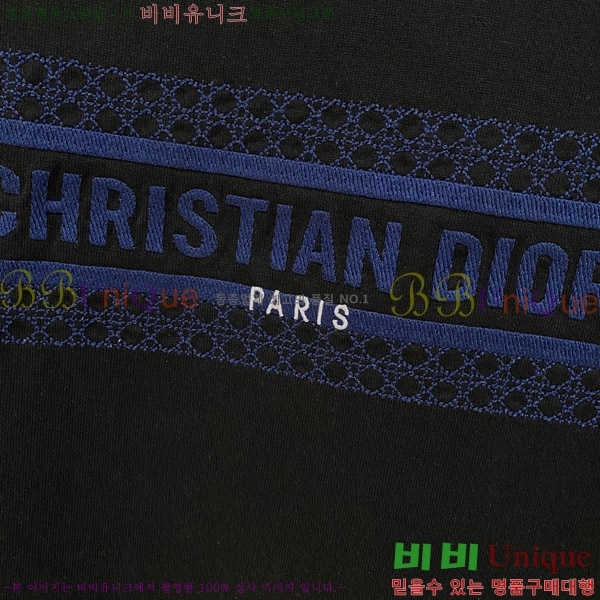    Ƽ D88729-1
