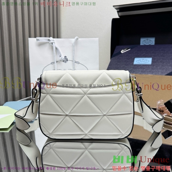 # Ʈ  1BD283-101