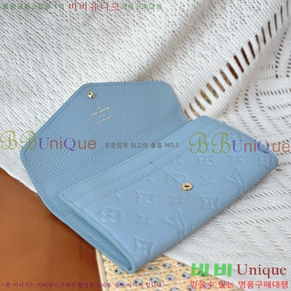 #̺   M17779-1001