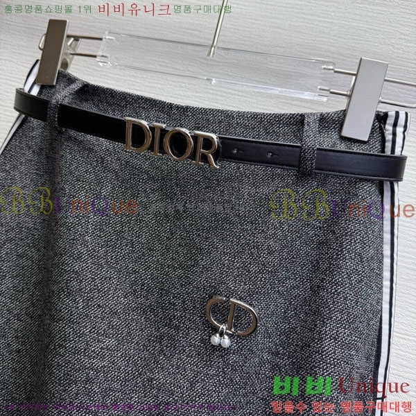   ĿƮ DO1544233-4