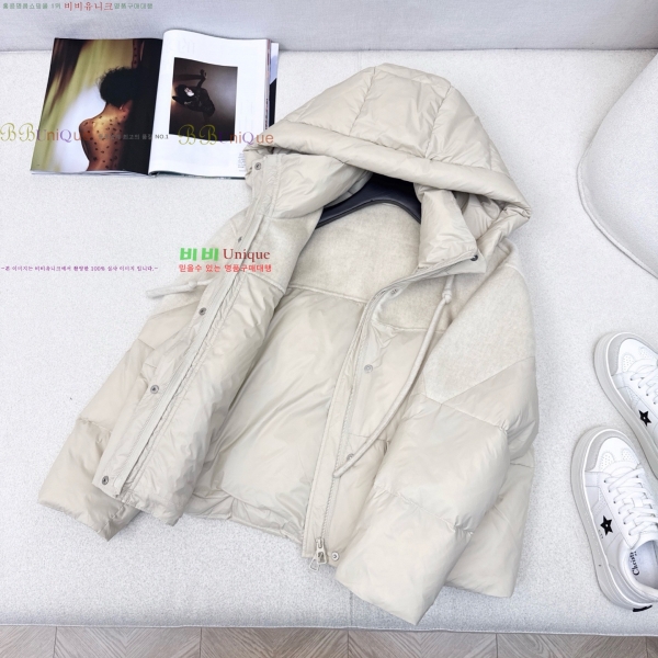  **  ٿ е MAXM230823-7