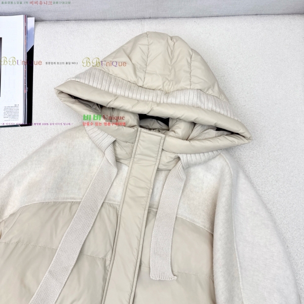  **  ٿ е MAXM230823-11