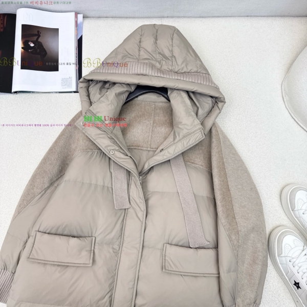  **  ٿ е MAXM230823-12