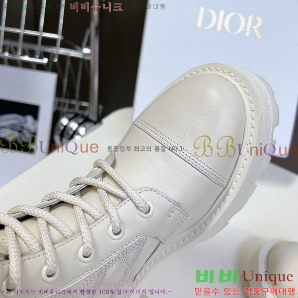  Ŭ  D107226