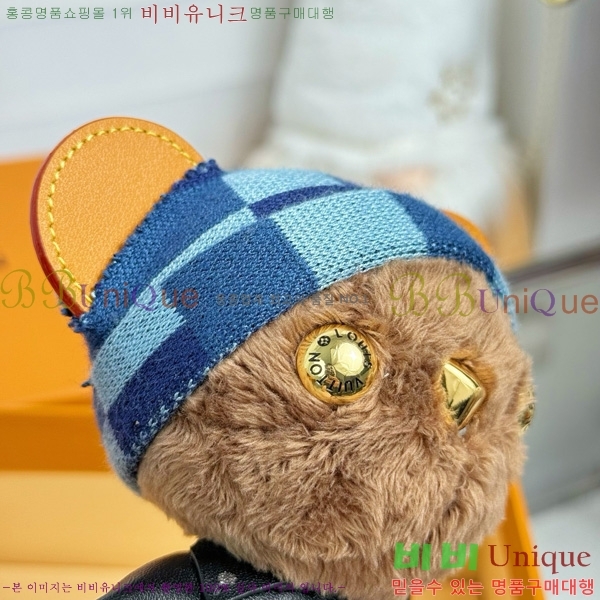 #̺ LV     M03176-3