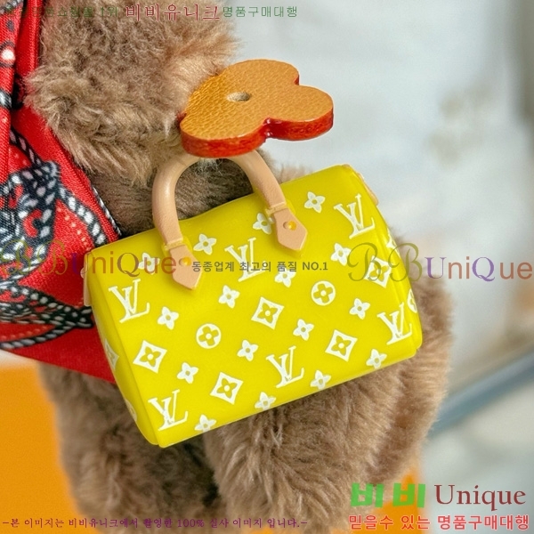 #̺ LV     M03176-2
