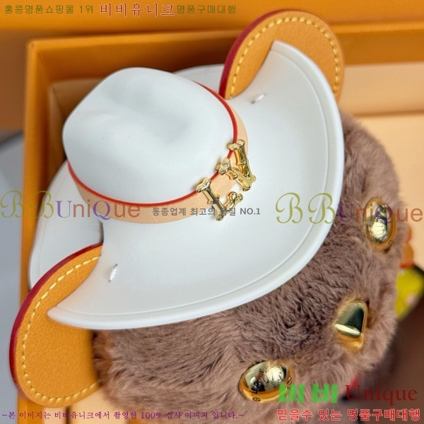 #̺ LV     M03176-2