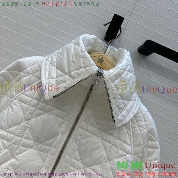   ٿ е DO2128892-6
