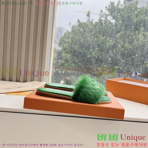 ̺   LV556021