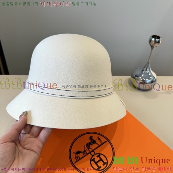 ޽  H3540503-1