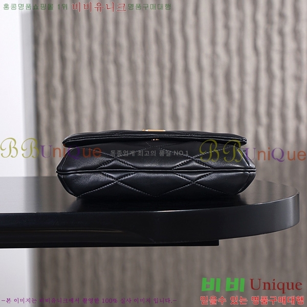 #ζ ׷     698567-1051